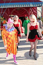 Premiere bei schönstem Sommerwetter (Foto: MartiN Schmitz)